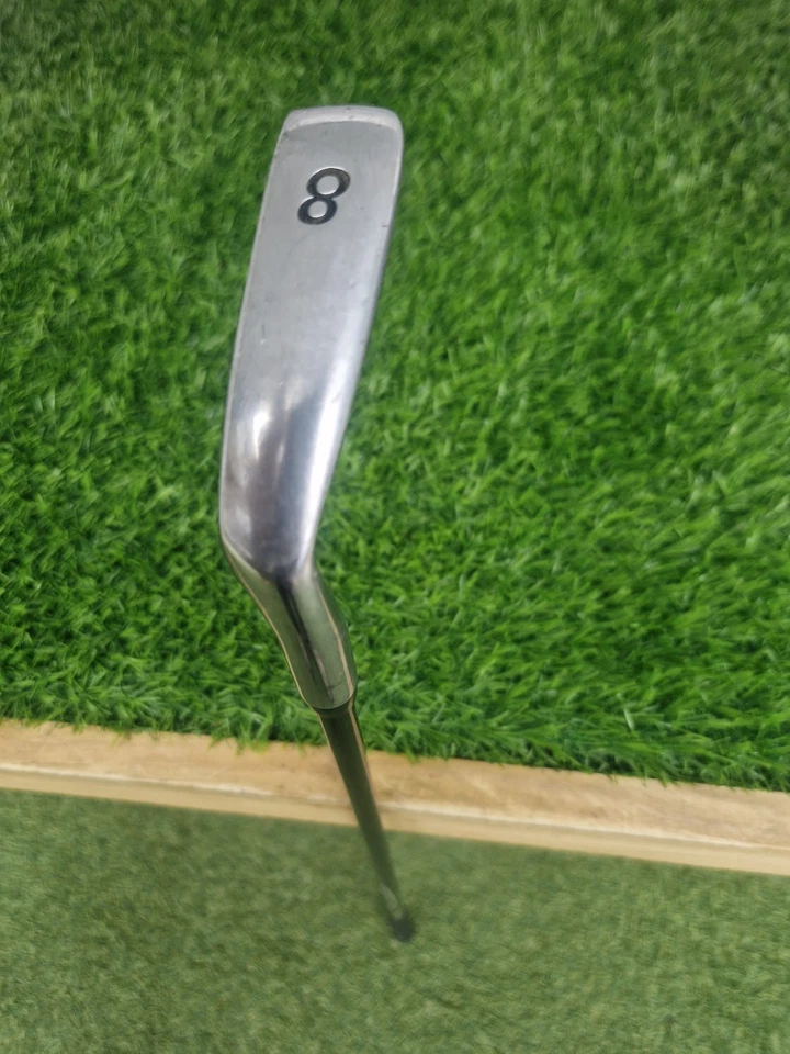 Yonex Cyberstar VX #8 Iron - Regular Flex Graphite Shaft - Right Handed - Image 3 of 4