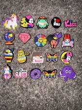  6 20pc Mix Of Croc Charms