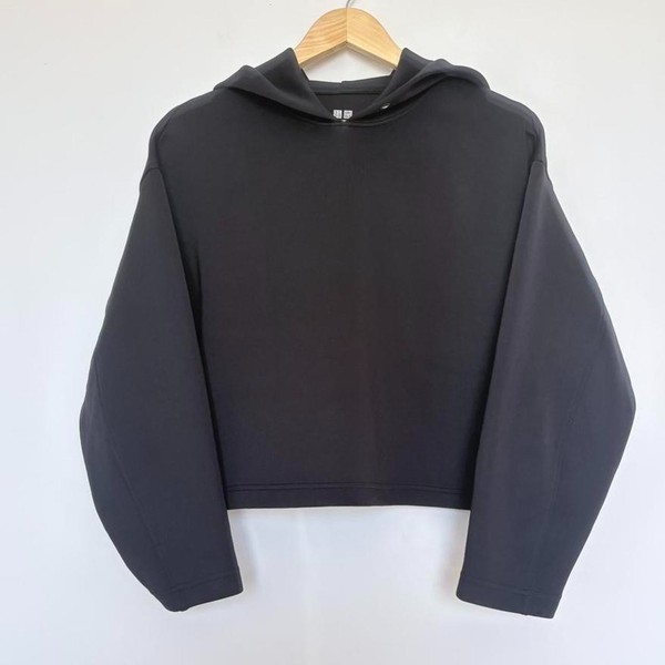 Black UNIQLO Cropped Hoodie Womens Size Small