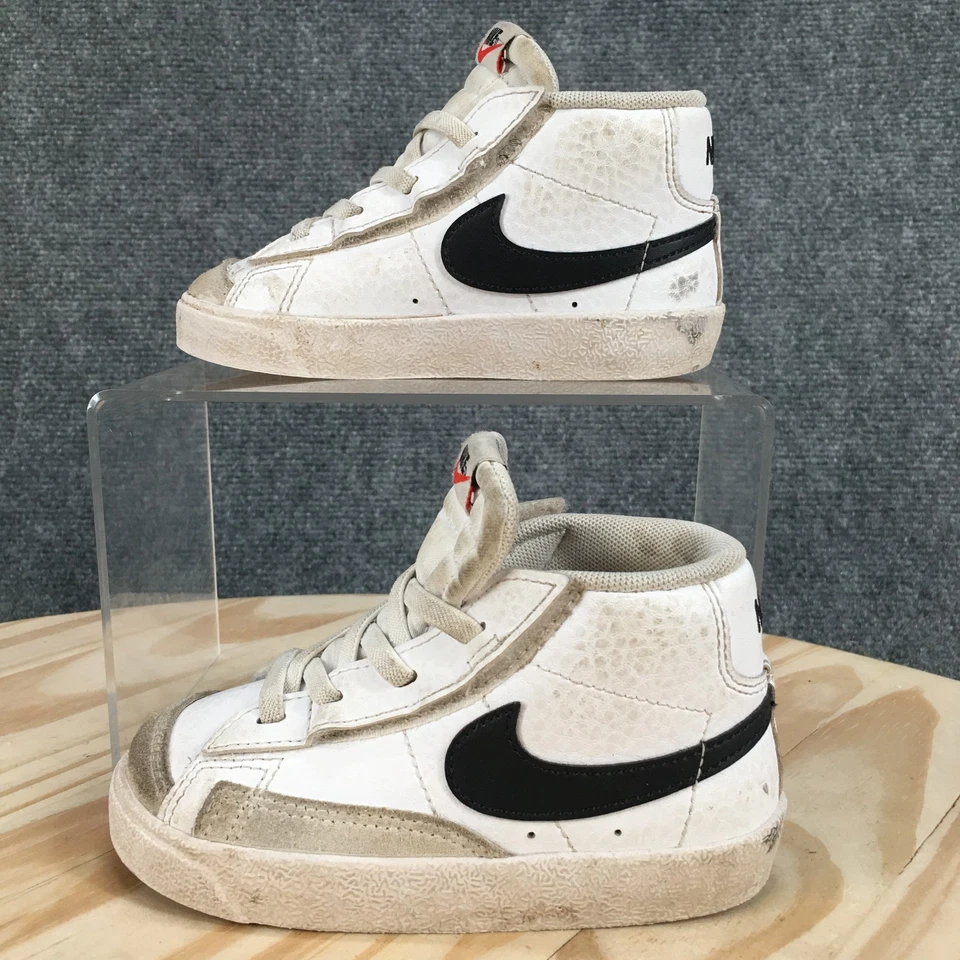 Nike Shoes Kids 8C Boys Blazer Mid 77 Athletic Sneakers DA4088-100 White Black - Image 2 of 4