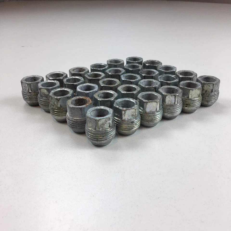 30 tuercas GM C1500 C2500 C3500 rueda delantera Yukon Escalade Chevrolet Tahoe SF 9 Foto 3 de 4