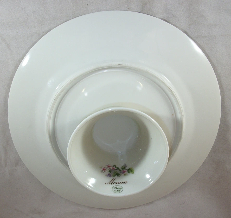 MONICA Andrea by Sadek 10.5" PLATO DE PASTEL CON PATAS sobre soporte de pedestal, vides de uva Foto 3 de 4