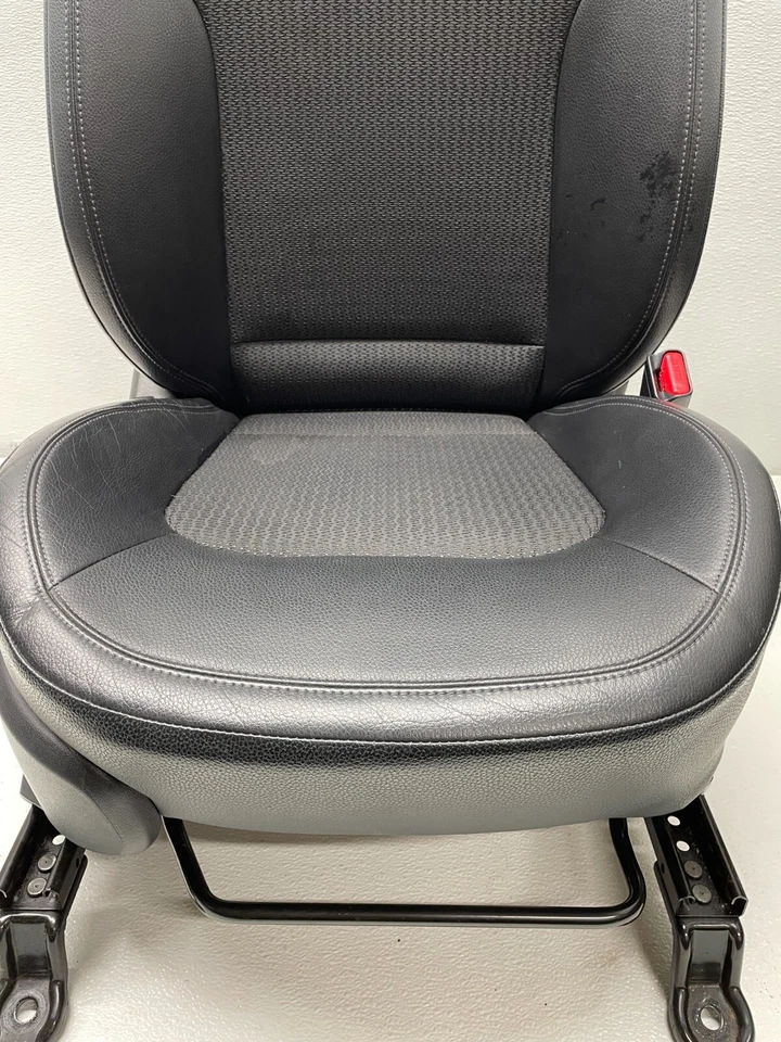 HYUNDAI TUCSON 2011-2014 ASIENTO PASAJERO DELANTERO DERECHO TELA Y CUERO MANUAL OEM Foto 4 de 4
