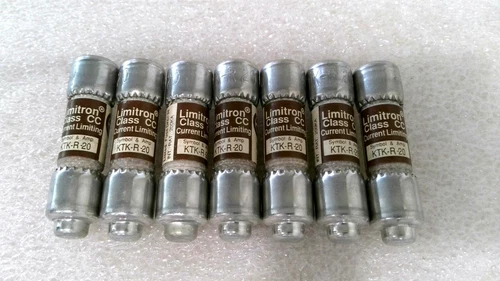 BUSSMANN LIMITRON KTK-R-20 FAST ACTING FUSES 20A 600V ( LOT OF 7 )