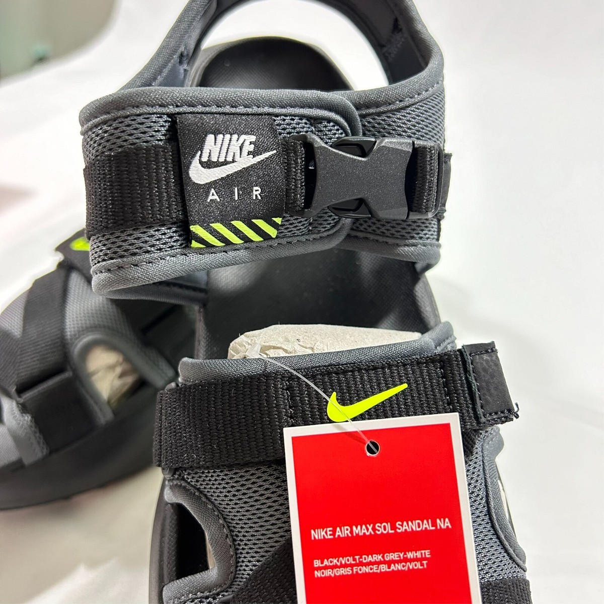 Nike Air Max Sol Volt Black Sandal Slide, Size 9 DD9973-004 New