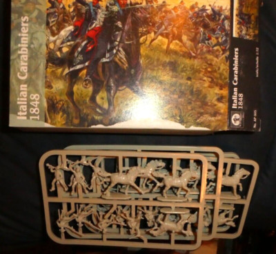 1/72 Italian Carabiniers 1848 Figures Set - Waterloo 1815 AP005  COMPLETE