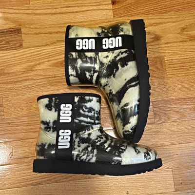 UGG Classic Clear Mini Tie-Dye Ankle Bootie Pull On Lined Rubber US 8