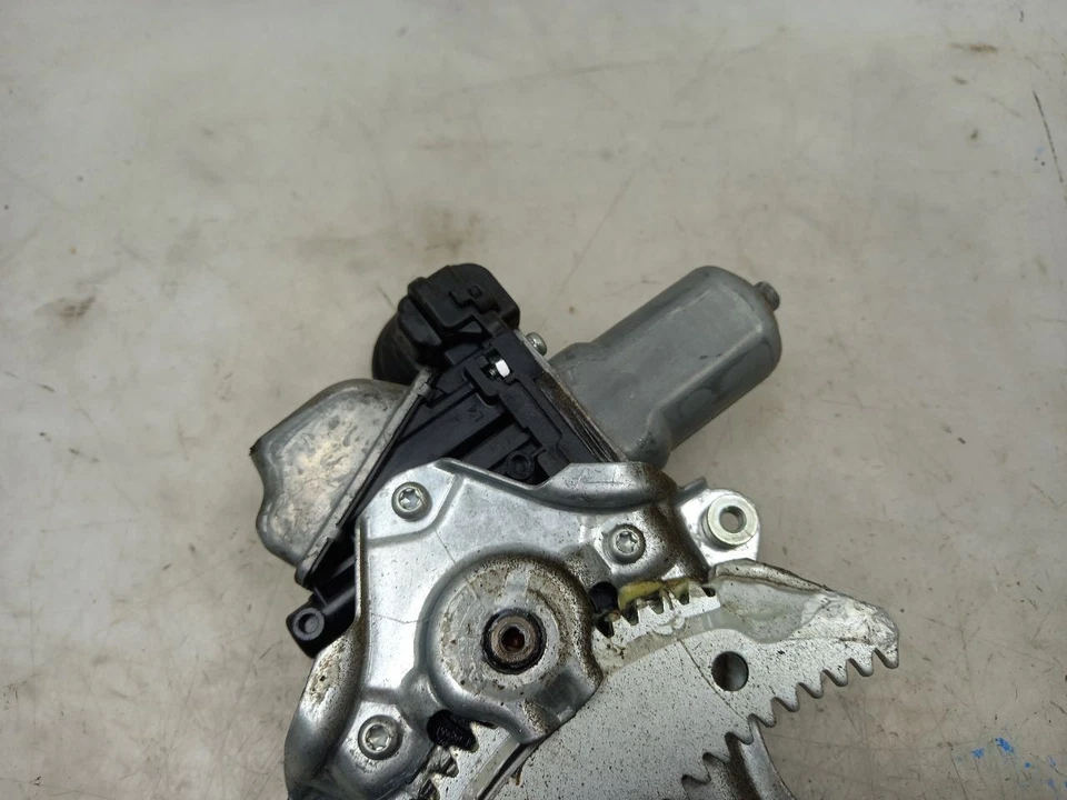 REGULADOR VENTANA IZQUIERDA CONDUCTOR DELANTERO TOYOTA COROLLA LE 14-19 Foto 2 de 4