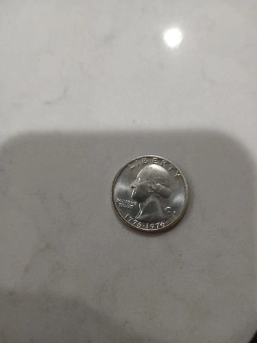 1 Silver 1976 S Kennedy Bicentennial Quarter Proof Uncerculated.