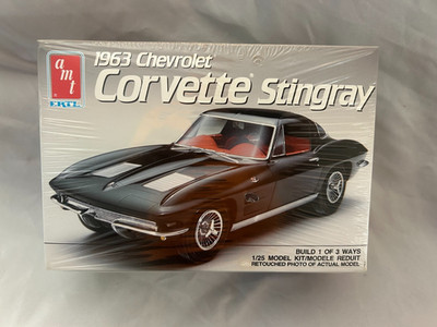 AMT/ERTL 1963 Chevrolet Corvette Stingray #6520 1:25 Scale Model Kit NEW SEALED
