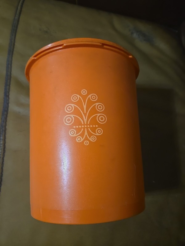Vintage Tupperware Canister Harvest Orange 1970s 808-31 w/  Lid. 7.5”x6.5”