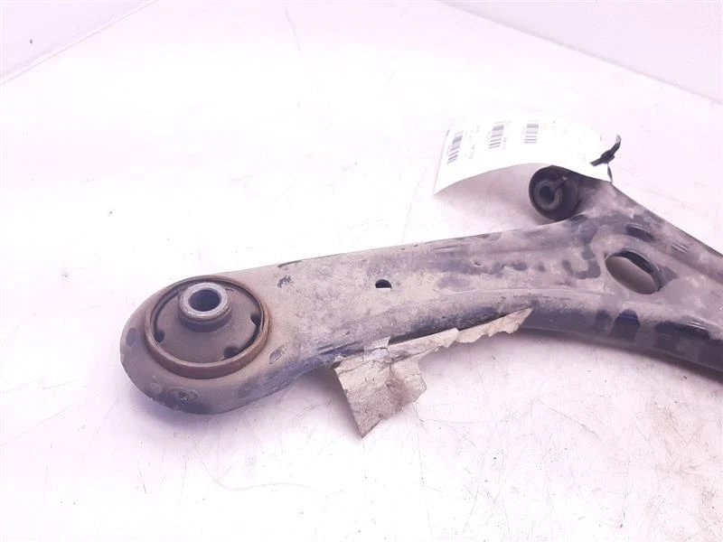 Brazo de control inferior delantero de pasajero estilo clásico 07-17 Jeep Compass 5105040Ai Foto 2 de 4