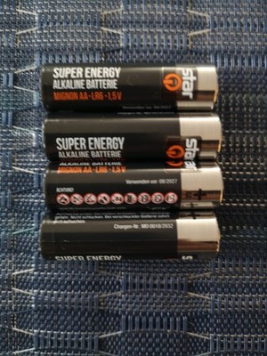 4x PowerCell  4 St. 1,5V  Batterien AA Mignon Alkaline lose FB ,Licht, Spielzeug