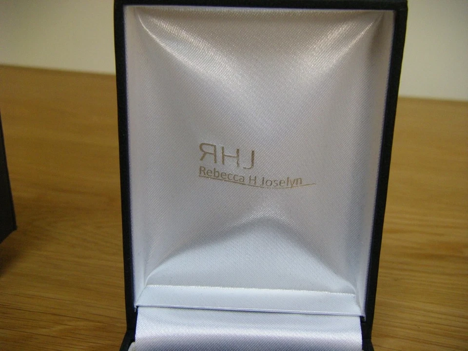 Pair of sterling silver bookmarks, Rebecca J Joselyn designed, His & Hers - Immagine 3 di 4