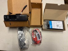 Motorola CM200D 403-470MHZ TWO WAY UHF RADIO Mototrbo