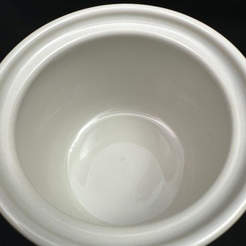 International Table Works Ceramic Covered Sugar Bowl - Picture 5 of 6