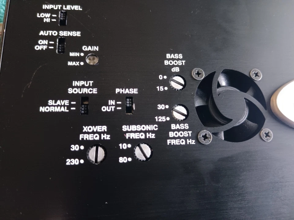Amplificador ARC KS5001M amplificador EE. UU. Robert Zeff Zapco mono 500 vatios. Limpio ENVÍO GRATIS Foto 2 de 4