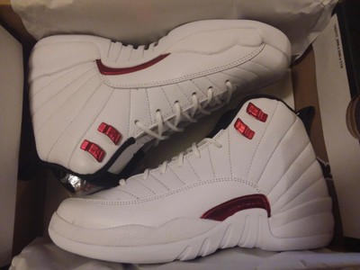 red metallic jordan 12