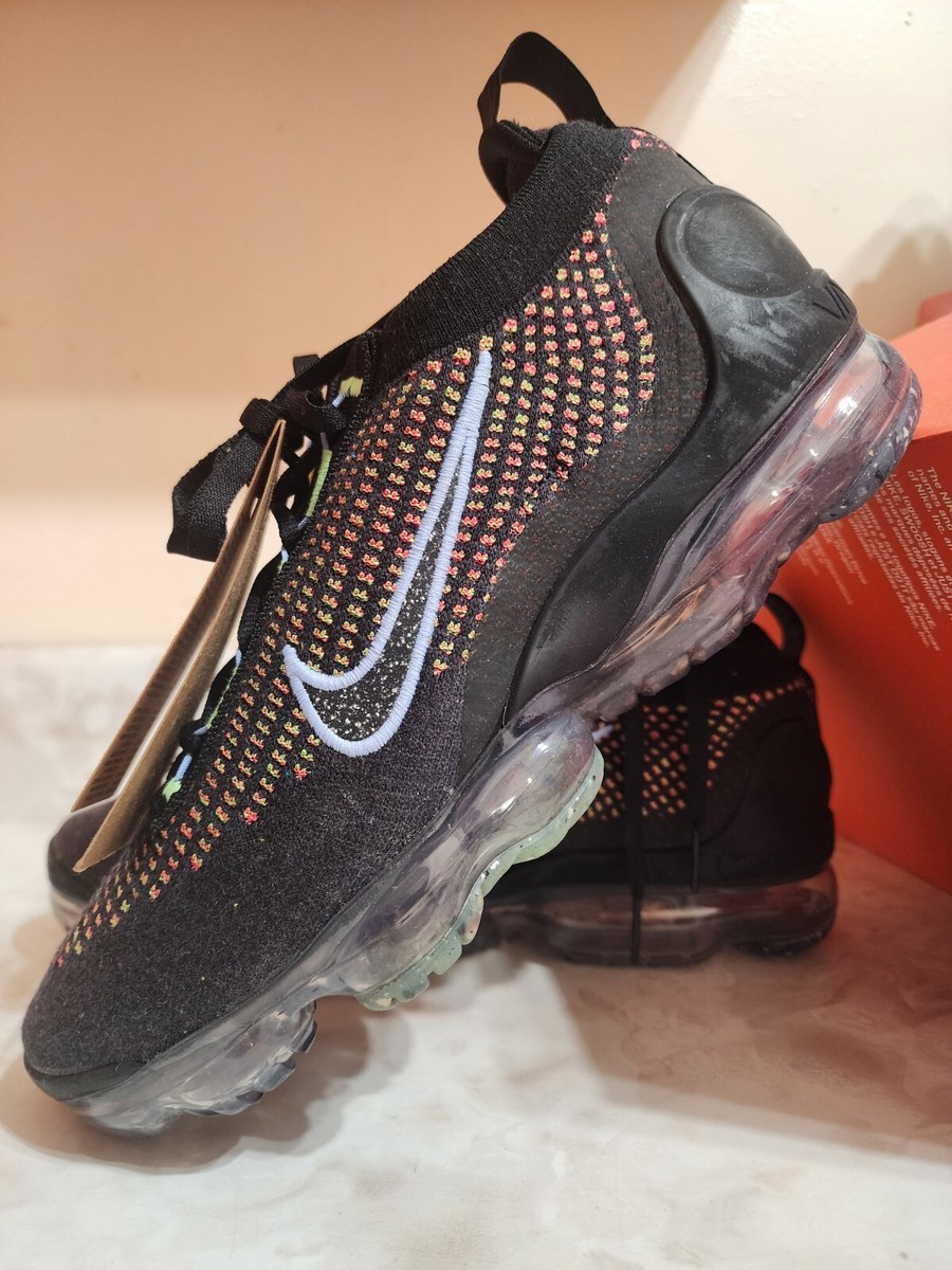 Women's Size 10.5 Nike Air Vapormax 2021 Flyknit Black Lime DO5886