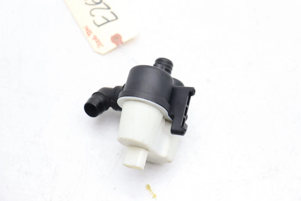 06-11 BOMBA DETECCIÓN FUGAS VAPOR COMBUSTIBLE BMW E90 328I 330I E2623 Foto 4 de 4