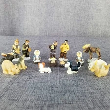 Alaska Arctic Nativity Set 16 Pc Hand Painted Mini Figures Moose Husky Bear