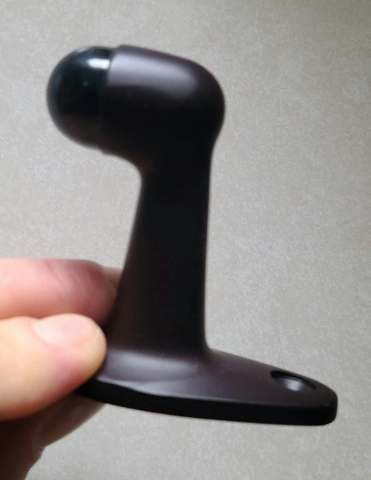 TOPE PUERTA SUELO DELTANA NEGRO 2-7/8 NUEVO Foto 2 de 3