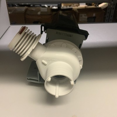 137240800 Washer Pump