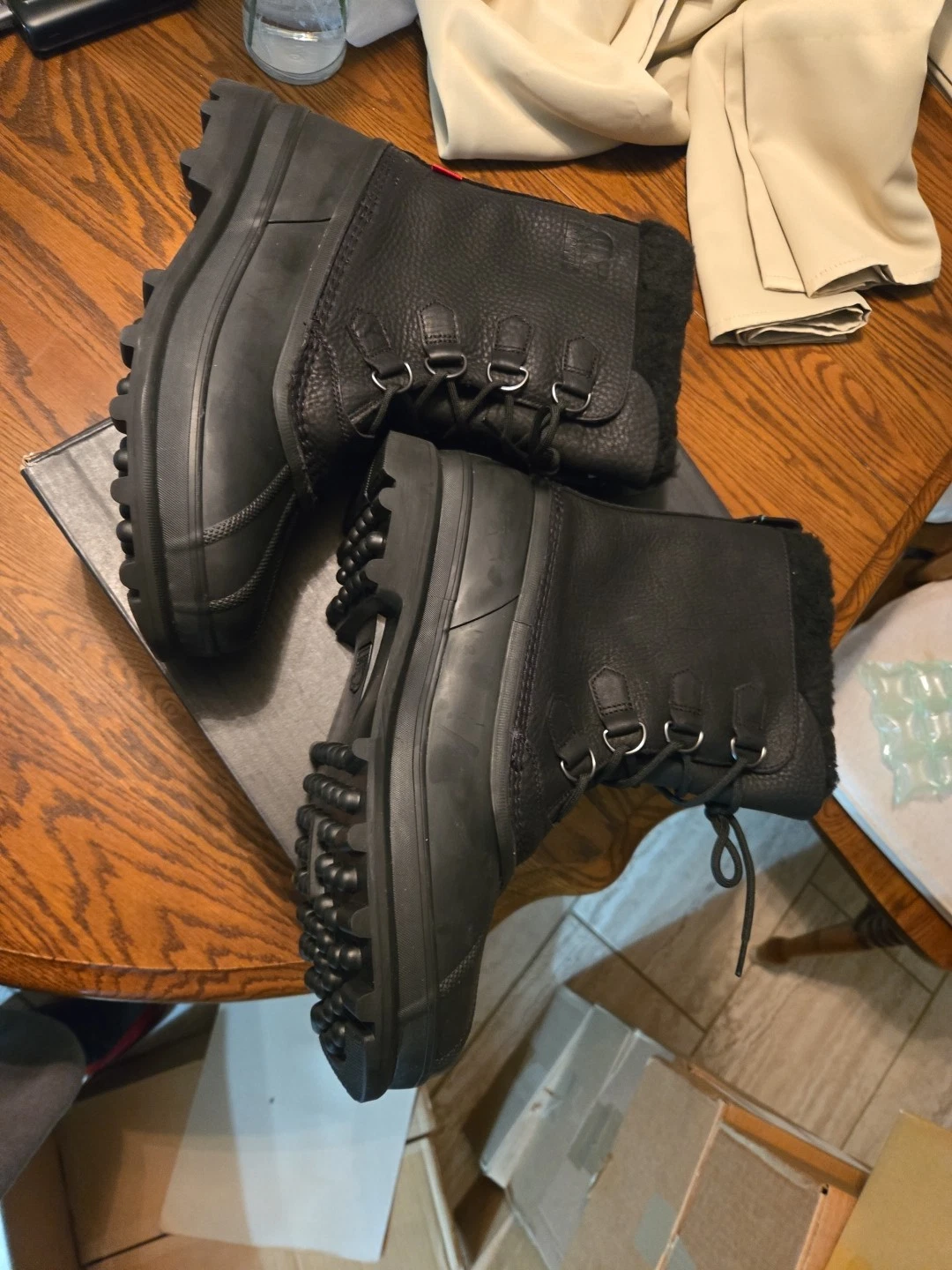 Bottes Sorel Caribou Supreme Woodland noires taille 12