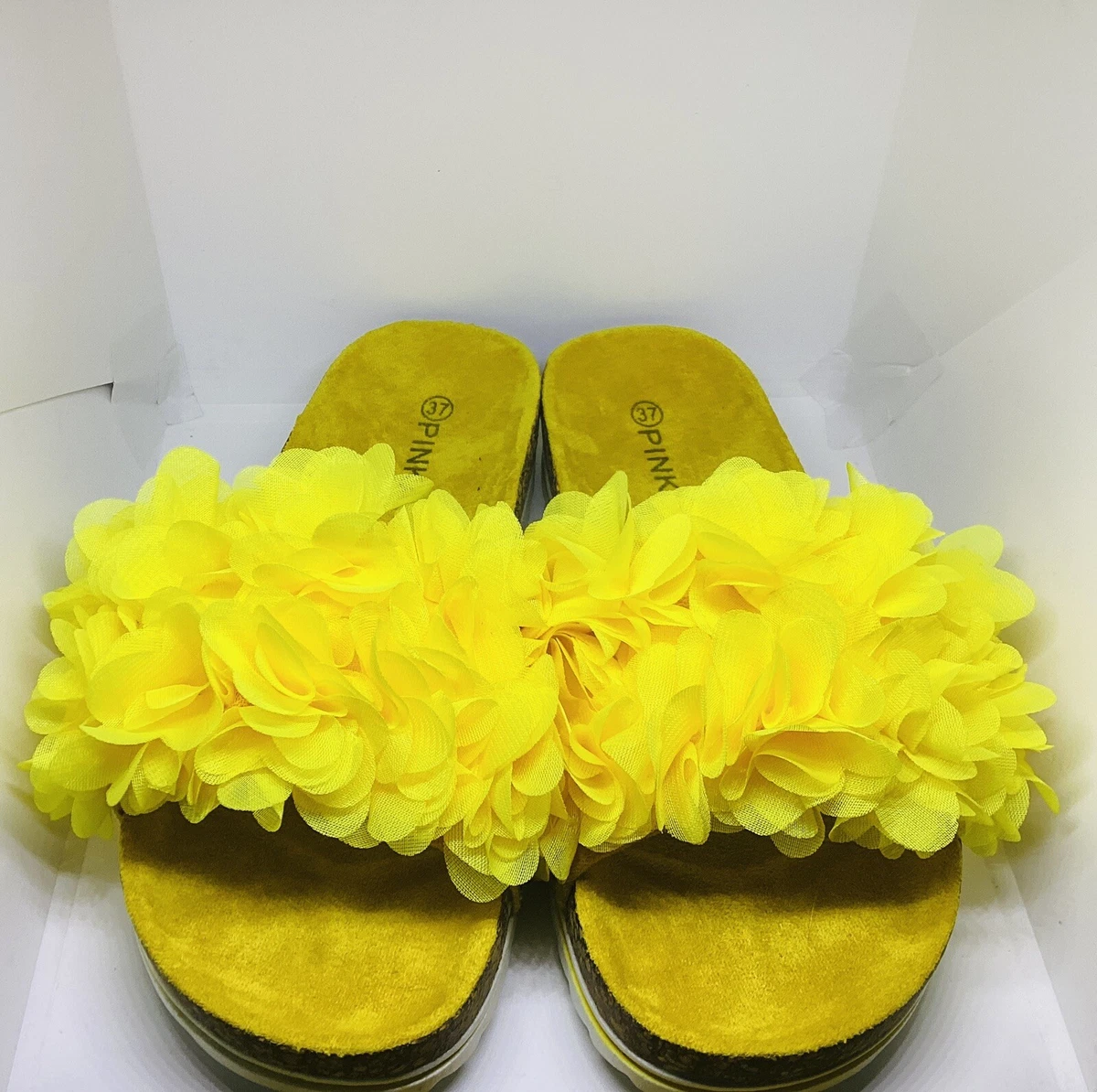 Pinkai slippers hotsell