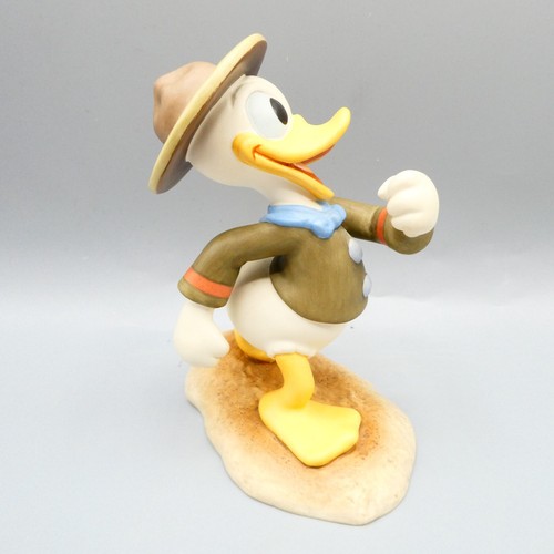 Disney Donald Duck Happy Camper Boxed Collectors Kit + COA Photos Badge Perfect - Picture 3 of 17