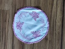 H&uuml;bsches Deckchen aus DDR-Zeit
