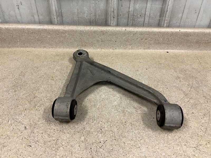 97 04 C5 Corvette Passenger Side Rear Upper Control Arm Assembly GM