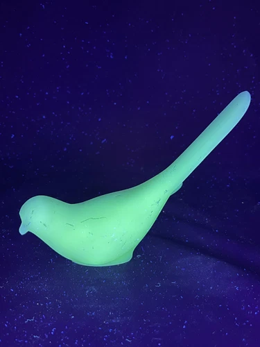 Vintage Fenton Rosalene Pink Uranium Glass Bird of Happiness