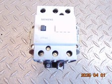 SIEMENS 3TF44 3TF4422-0B CONTACTOR 24V COIL