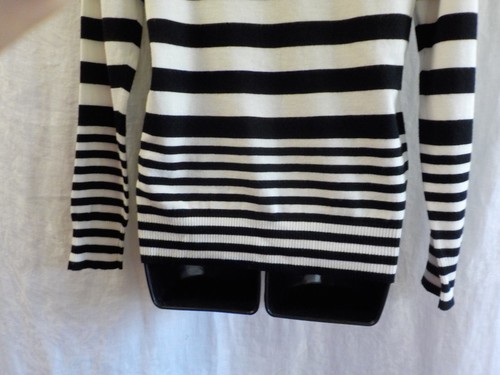Joseph A. Turtleneck Sweater Size M NWT Black Stripe Rayon Blend Long Sleeves - Picture 7 of 11