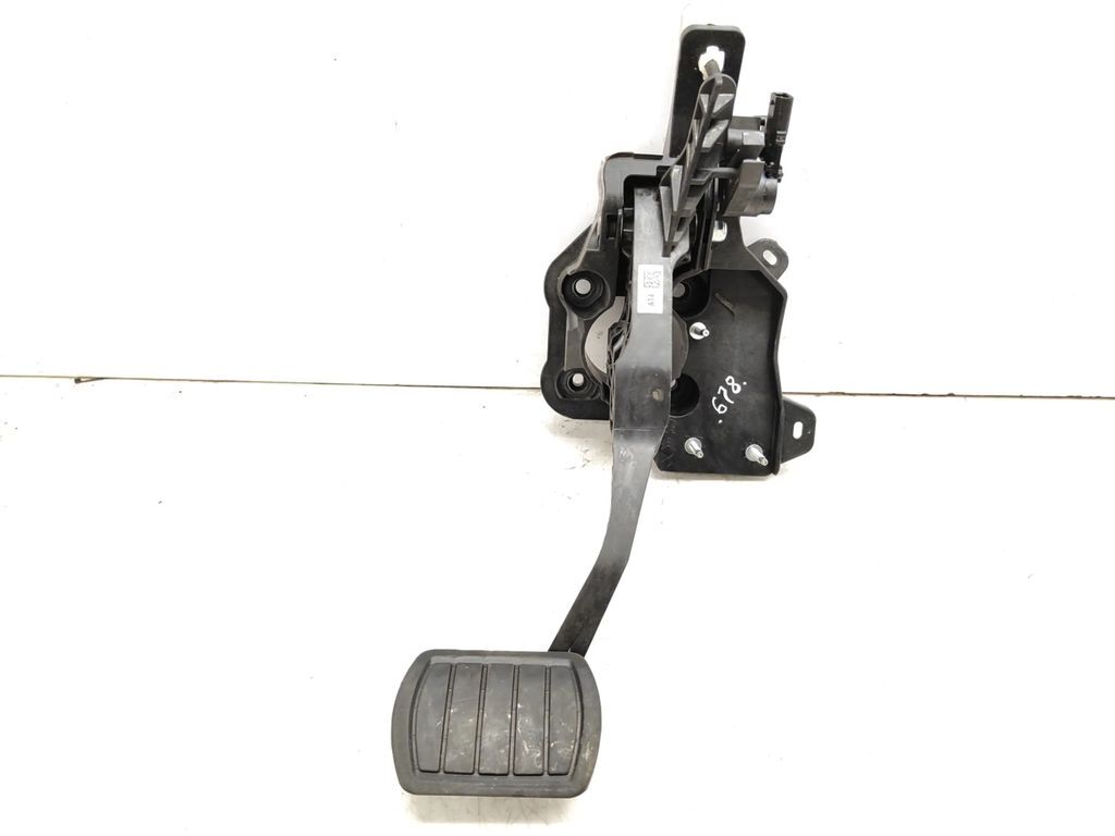 Opel Corsa-E (F) 50kWh 2022 LHD Brake pedal assembly