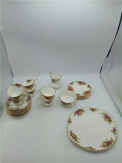 Royal Albert ld Country Rose Bone China Partial Tea Set 29 Pieces