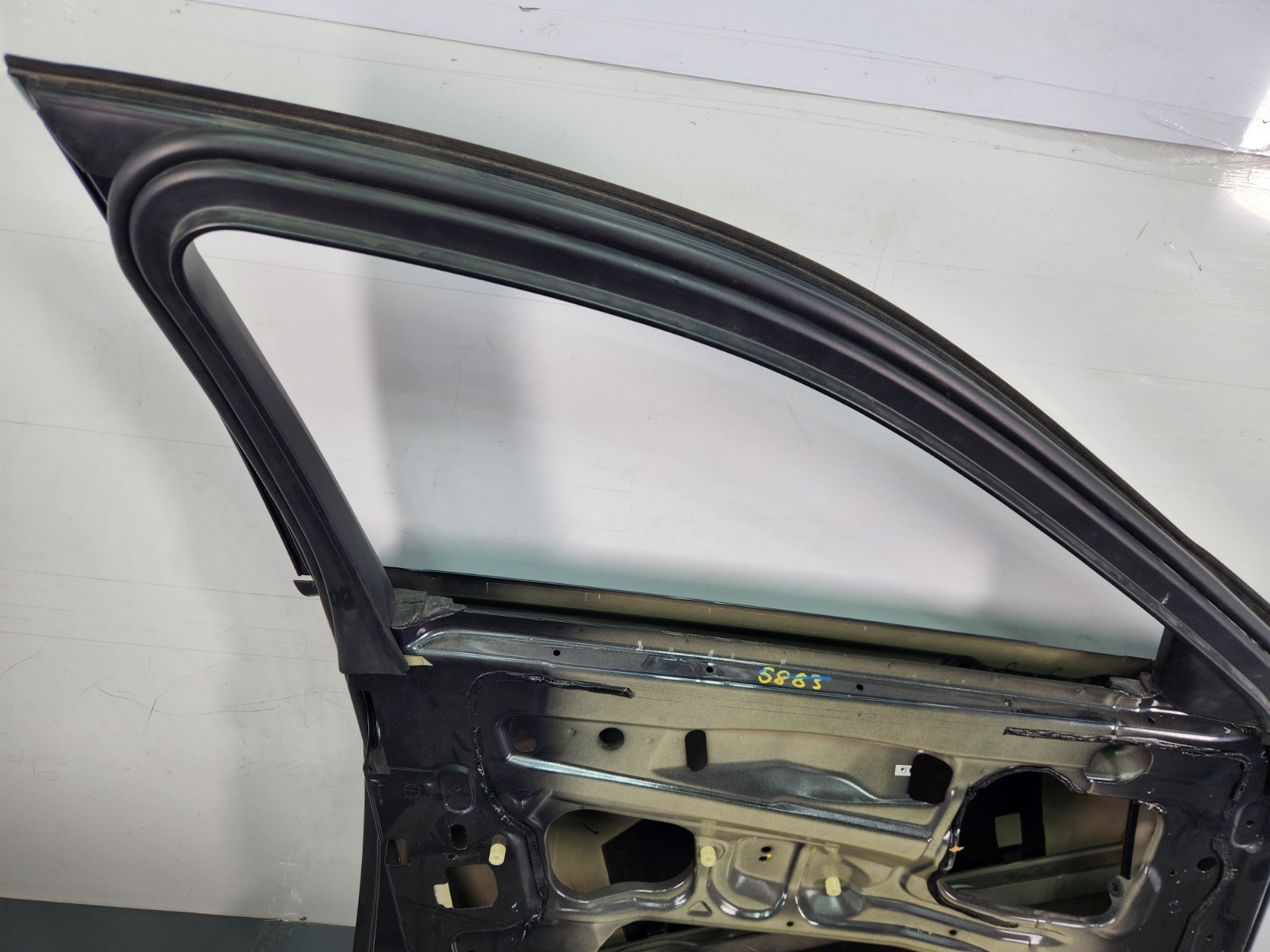 ✅ 10-14 OEM Rolls-Royce Ghost RR4 Front Driver Door Shell Panel Gray *