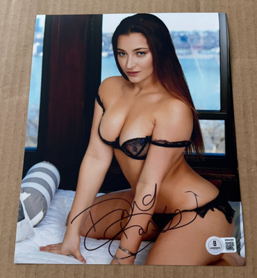 DANI DANIELS SIGNED 8X10 PHOTO ADULT PORN STAR MODEL BECKETT COA HAND SIGNED #3