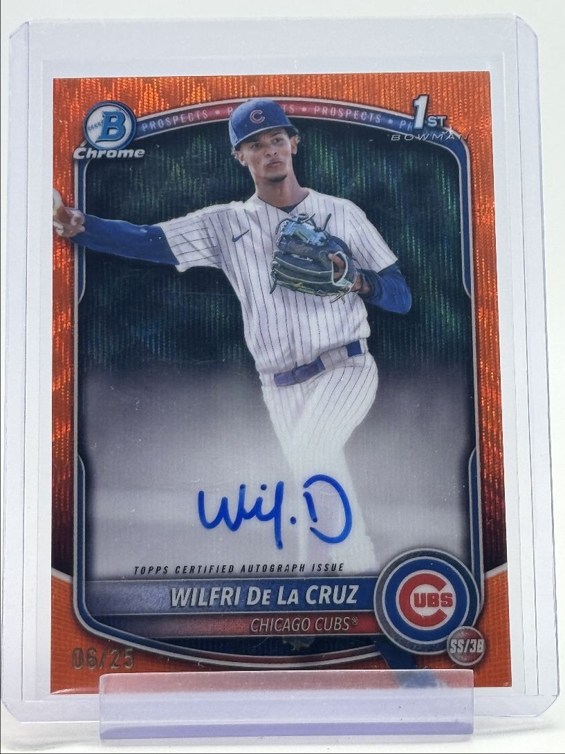 WILFRI DE LA CRUZ 2025 BOWMAN CHROME 1ST ORANGE WAVE AUTO /25 Q0963