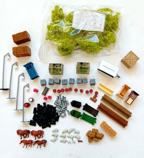 OO GAUGE : JOB LOT : GREAT SELECTION OF ALL SORTS OF MODEL RAILWAY LAYOUT ITEMS