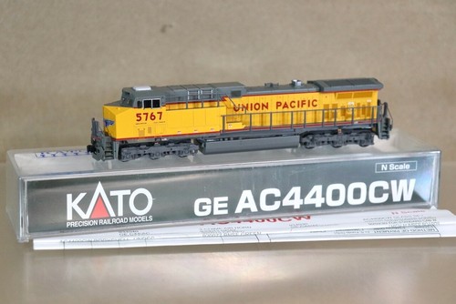 KATO 176-7006 DCC Tailliert Union Pacific Auf Ge AC4400CW Diesel Lokomotive 5767 | Zustand: Gebraucht