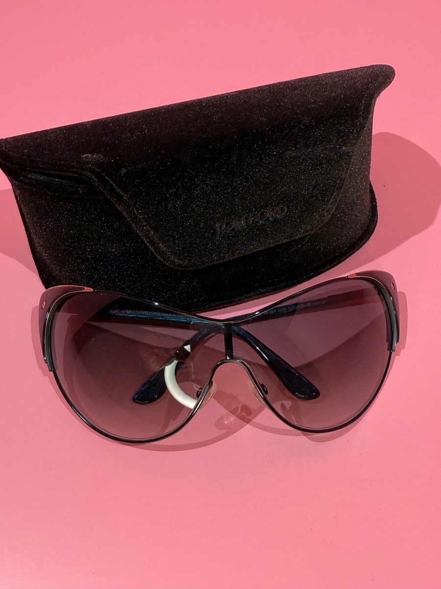 Tom Ford Women display picture 3
