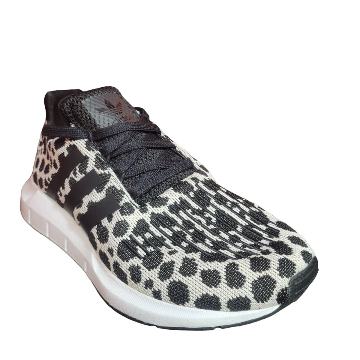精悍!! Adidas ☆WOMEN'S ORIGINALS SWIFT RUN アニマル Amazon.com | adidas Swift Run W 6 Raw White/Core Black