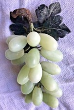 VINTAGE MARBLE GRAPES BUNCH CLUSTER SOLID CARVED LEAVES WIRE MCM DECOR-EXCELLENT