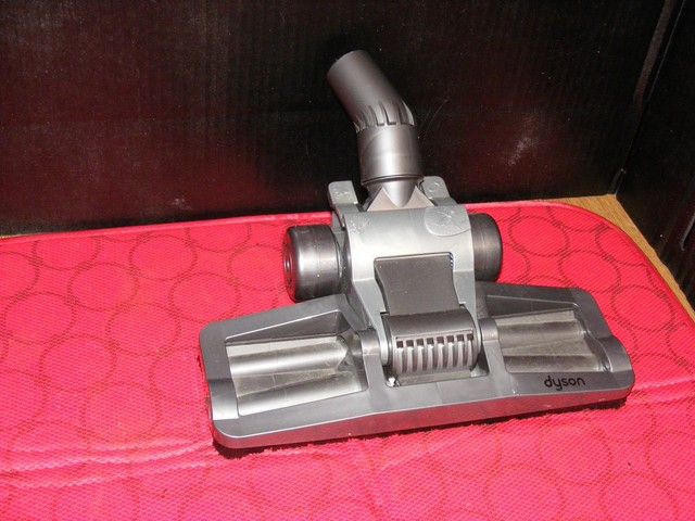Dyson Bare Floor Hardwood Pet Attachment Vacuum Head Brush Dc17
