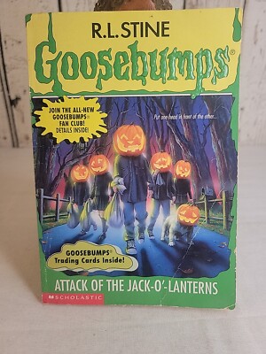 Goosebumps Attack Of The Jack-O -Lanterns  First Print + Trading Cards &Bookmark