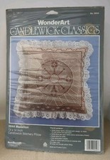 VTG WonderArt 5644 Candlewick Classics Stitchery Medallion 14" Pillow Kit OPEN