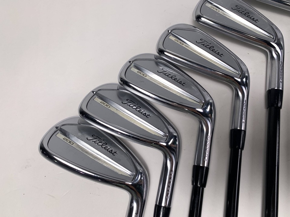 Fer Titleist T300 5 – Senior Graphite MITSUBISHI TENSEI RED – 38 Pouces – Occasion