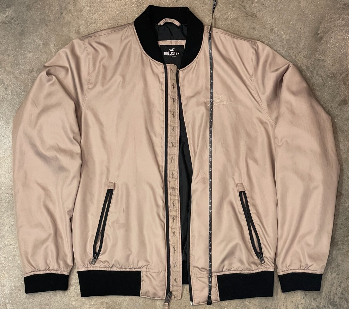 Hollister Bomber Jacket Men L Beige Tan Black Lightweight Embroidered Zip Pocket thumbnail 8